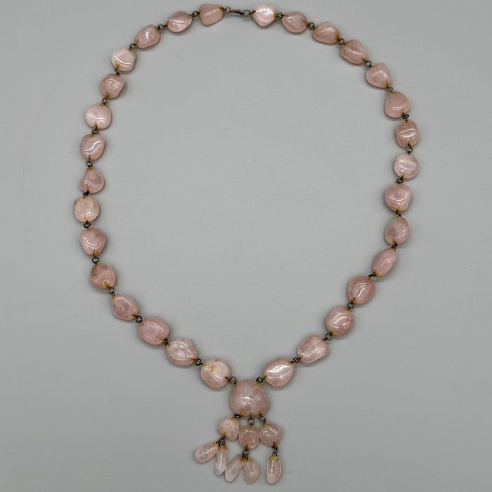 Collana in quarzo rosa chiusura in metallo bijoux Italia 1980 ca