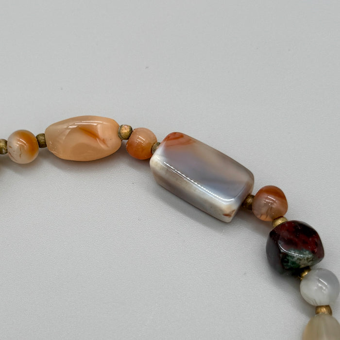 Collana in pietre dure colorate bijoux Italia 1980 ca