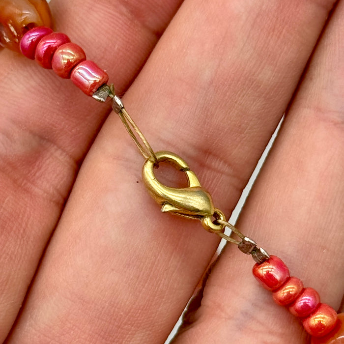 Collana in agata con chiusura dorata bijoux Italia 1980 ca
