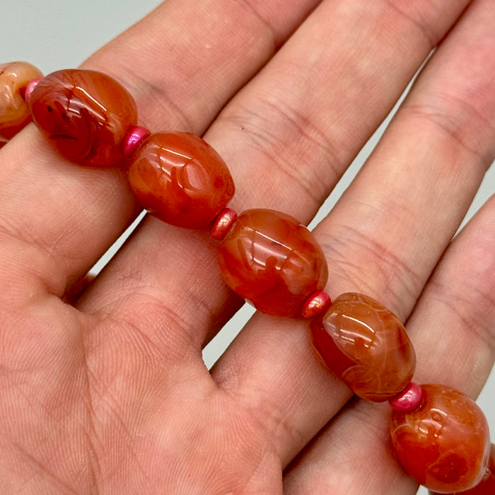Collana in agata con chiusura dorata bijoux Italia 1980 ca