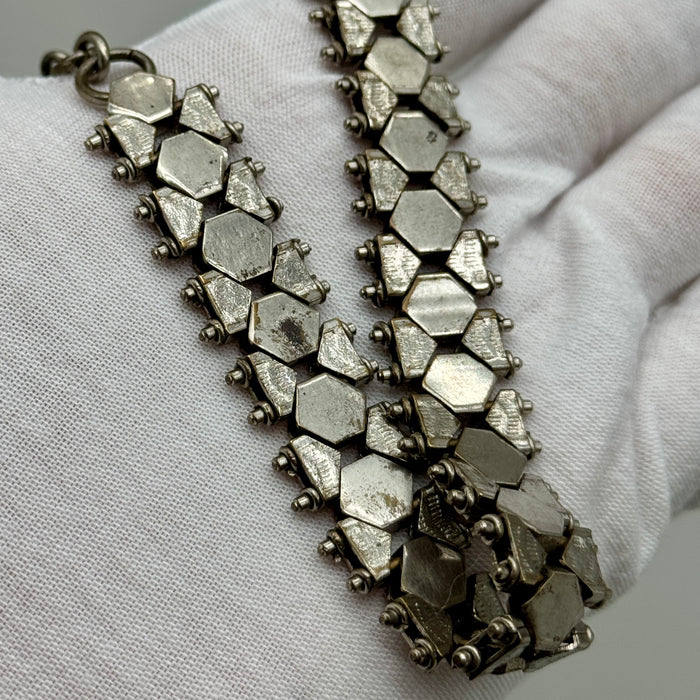 Catena orologio tasca metallo maglia esagonale lavorata Italia 1950 ca