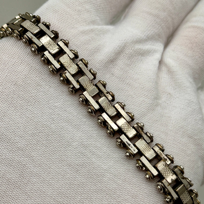 Catena orologio tasca metallo maglia stretta lavorata Italia 1950 ca