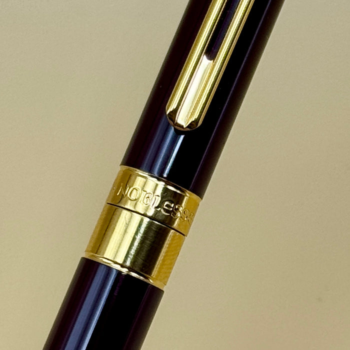 Montblanc Noblesse bordeaux penna stilografica pennino EF oro 750 con scatola Germania 2010 ca