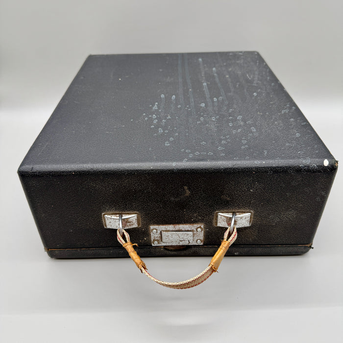 Olivetti Studio 42 macchina scrivere color sabbia con custodia 1930 ca