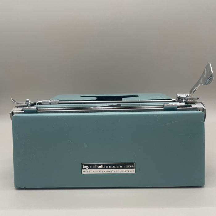 Olivetti Studio 44 azzurra macchina scrivere Nizzoli 1952