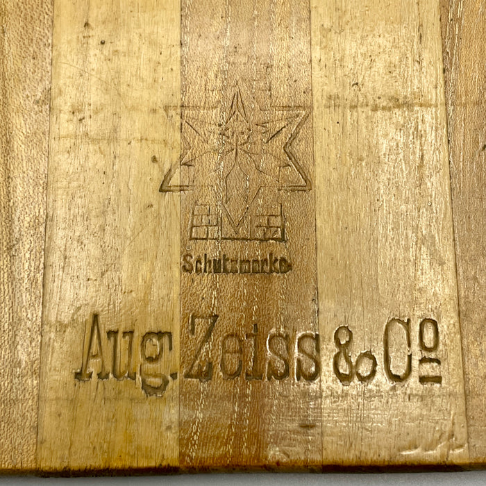 Aug. Zeiss & Co. cartellina con pinza fermacarte pubblicitaria d'epoca inizio XX sec.