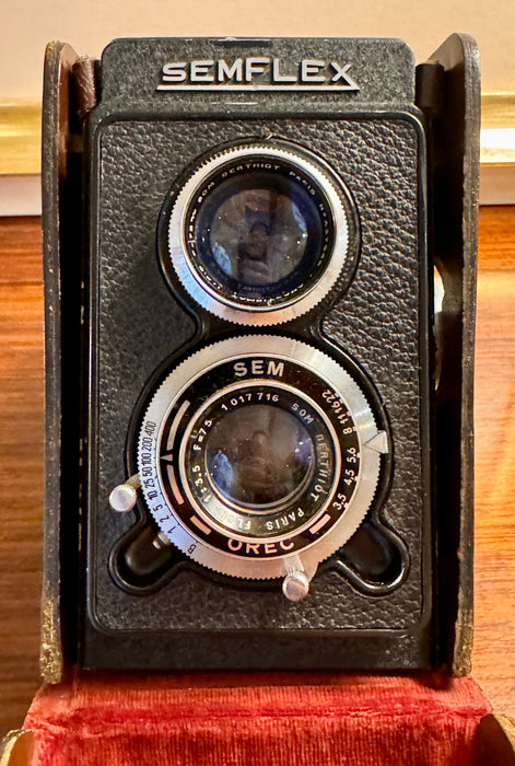 Macchina fotografica Semflex TLR 120 pellicola f4.5 obiettivo 75mm Francia 1950 ca