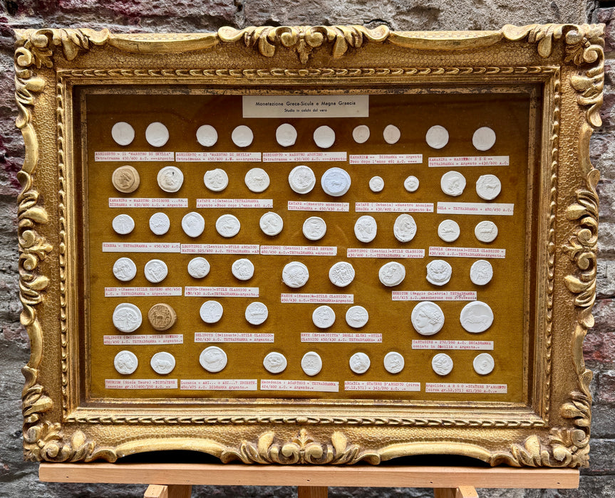 Quadro Monetazione Greca - Sicula e Magna Graecia calchi gesso dal vero 1970 ca