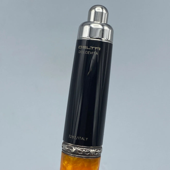 Penna Delta Dolcevita roller scatto resina nero arancio 2000 ca